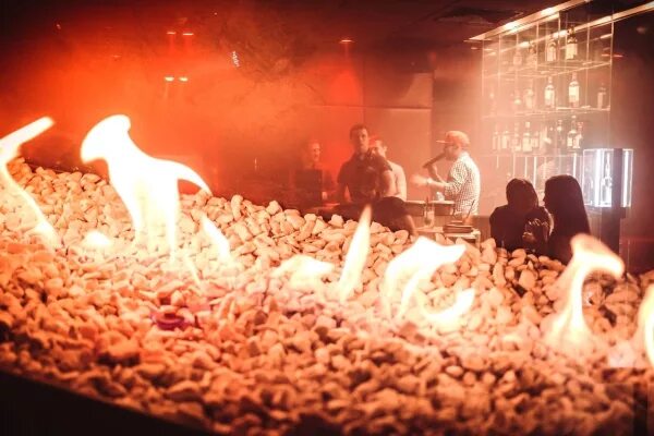 Караоке-бар fireside с камином. Огонь на прозрачном фоне для фотошопа. Fire side. Файерсайд екатеринбург. Фото профиля для ютуба огонь.