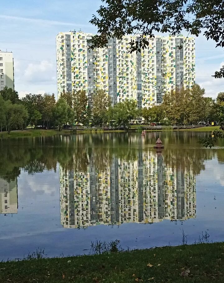 ул. Красных Зорь, 57 - Москва