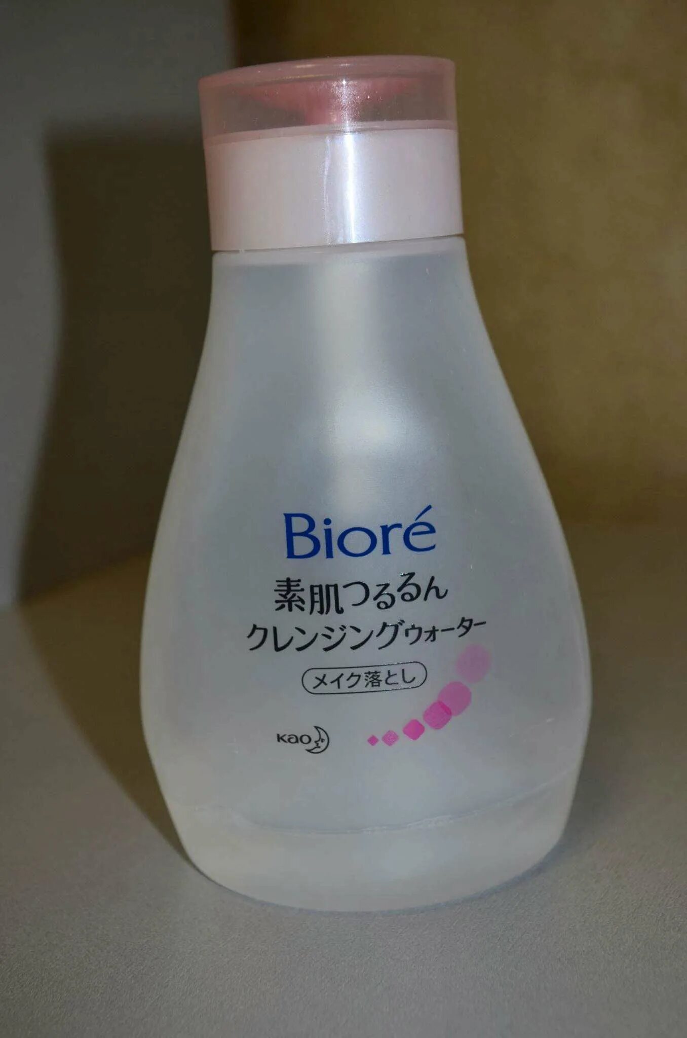 Biore мицеллярная вода. Биор мицелярка. Biore. Biore вода. Мицелярка корейская.