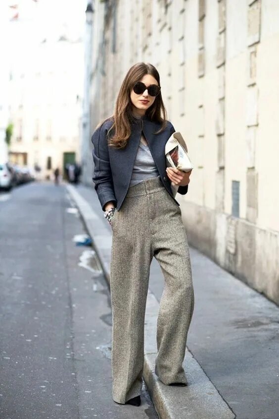 Poche regole (ma buone) per abbinamenti alla moda con i pantaloni larghi Milan f