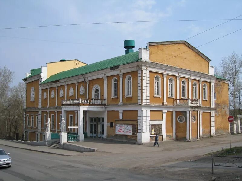 Алапаевск город улица ленина. Алапаевск свердловская. Соборная площадь алапаевск. Г алапаевск достопримечательности. Где в алапаевске можно.