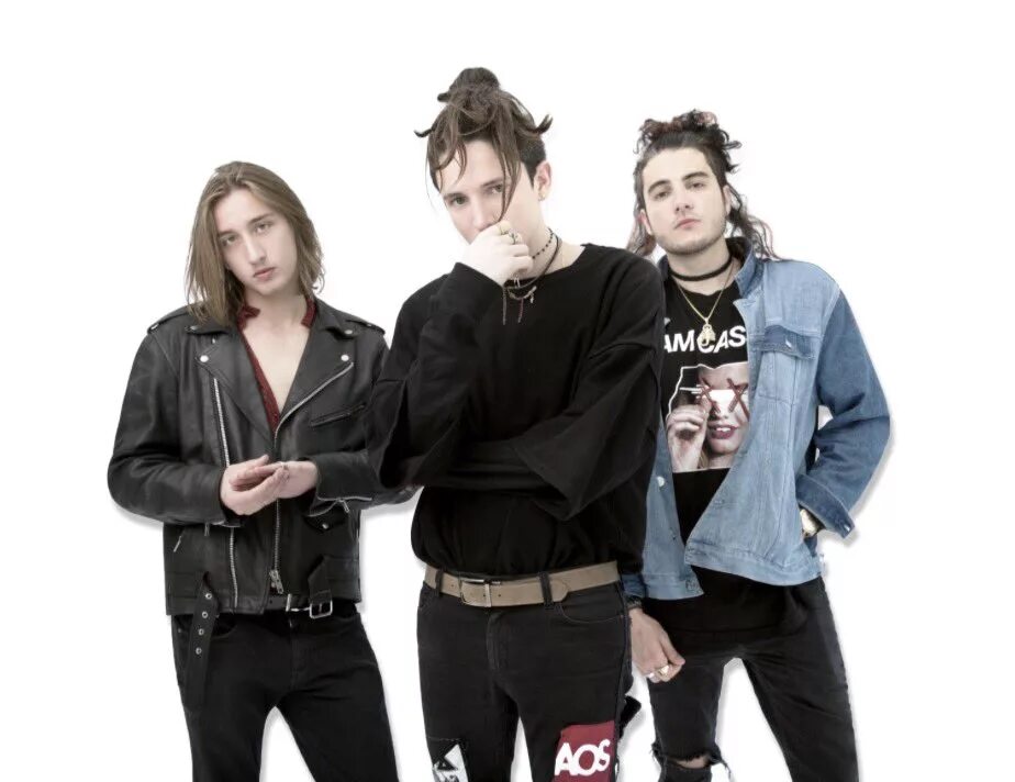 Chase atlantic распались. Чейз атлантик. митчелл кейв chase atlantic. chase atlantic группа. группа cheese atlantic.