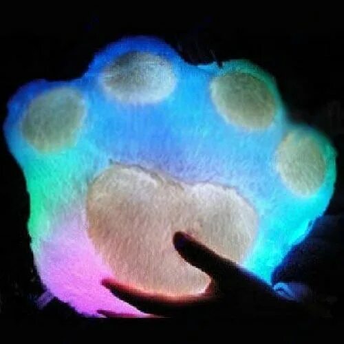 Светящиеся лапки. Светящиеся лапки. Светящиеся лапки. Светящиеся лапки. Садовый светильник лапки.