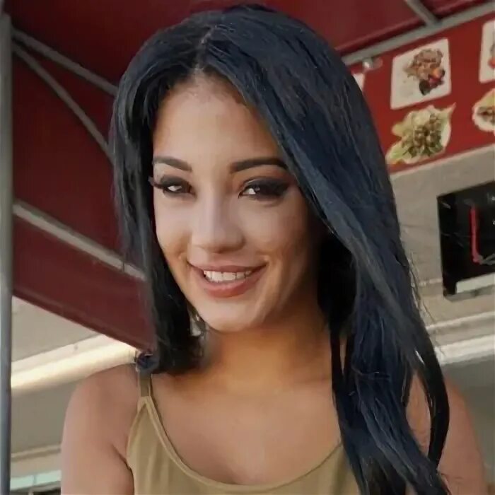 Misty quinn рост. Leeloo mfc. Мисти персонаж косплей. Andreina simet. Misty quinn рост.