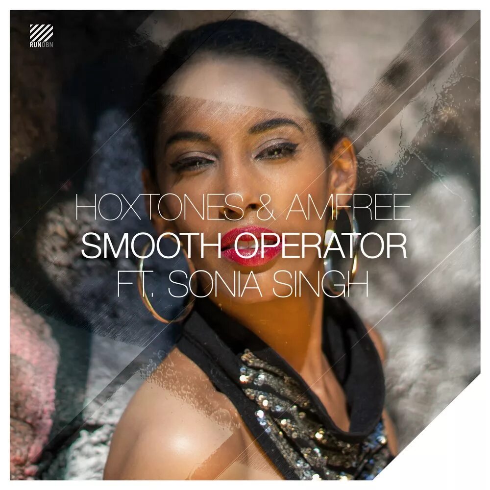 Smooth operator слушать. Шаде британская певица smooth operator. смуз оператор. тату smooth operator. обложки для mp3 фото machomovers-smooth operato.