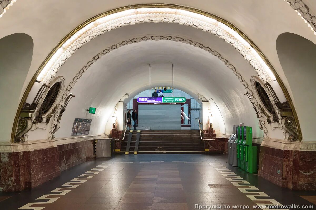 метро маяковская площадь восстания. площадь восстания 1 метро вестибюль. площадь восстания выход на вокзал. вестибюль станции метро площадь восстания. метро площадь восстания выходы.