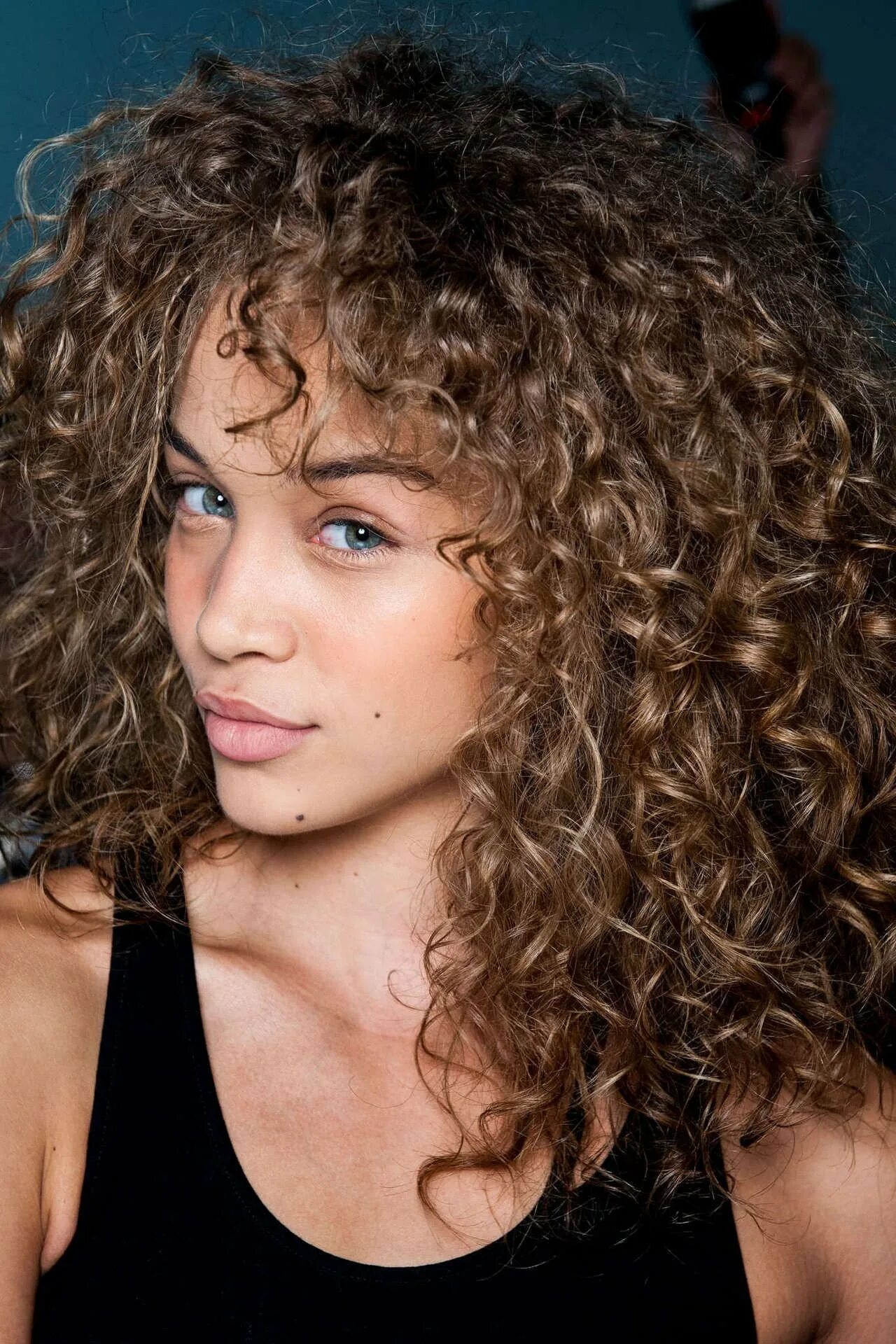 Jasmine Sanders кудри. Керли Хеир. Керли кудри биозавивка. Волосы мелкие кудри