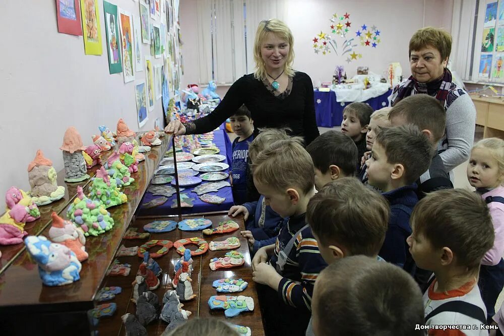 логотип дома творчества. кружки по рукоделию для детей. бесплатные дома творчества. бесплатные дома творчества. кружок рукодельница.