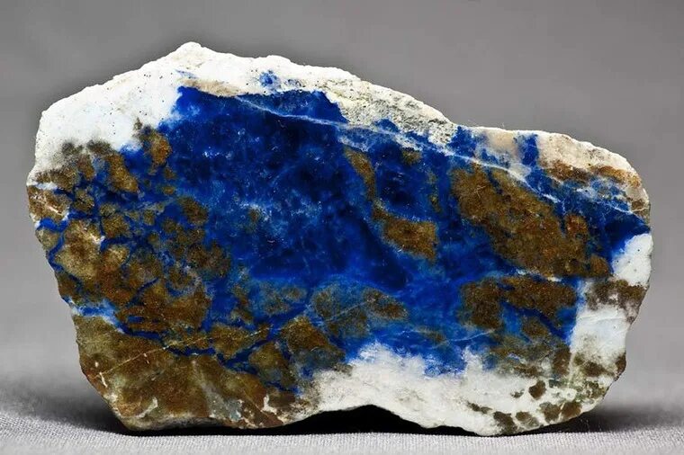 Картинки по запросу камень лазурит картинки Crystals, Crystals and gemstones, Mi