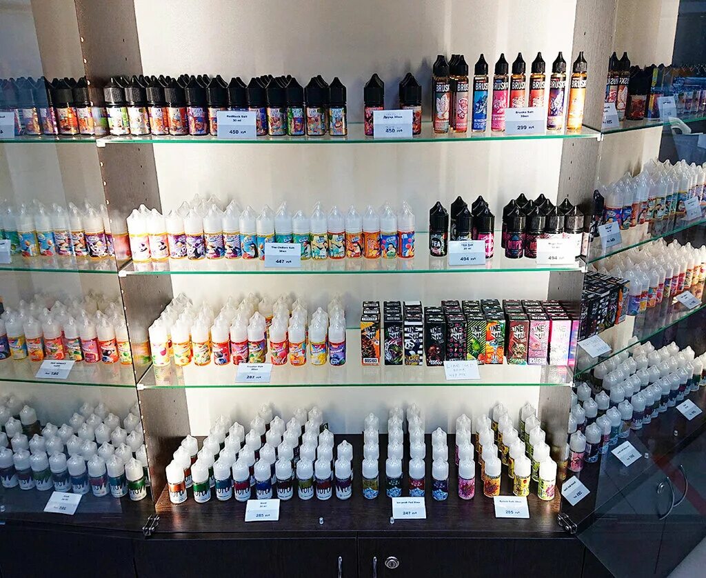 бар вейп. цум вейп шоп. вейп магазин. бункер вейпшоп. тц черемушки вейп шоп.