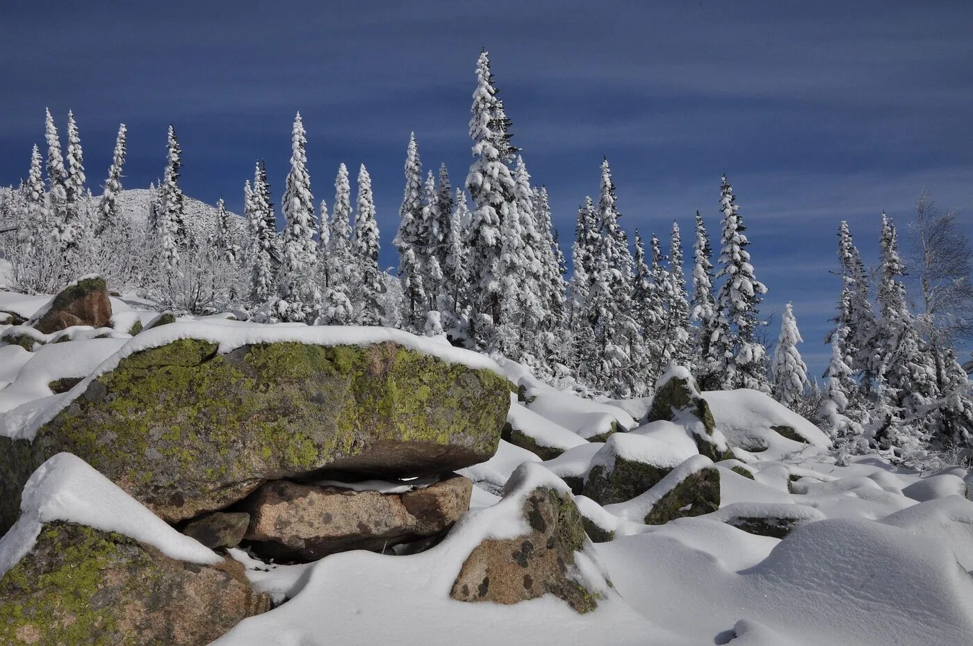 Сундуки хакасия зимой. Сопки в снегу. Сотый перевал тува хакасия. Снежная хакасия. Абакан выпал снег.