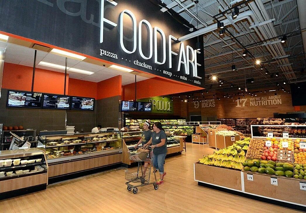 необычный интерьер магазина одежды. Store71. Store71. Karaca магазин турция. найк в милане.