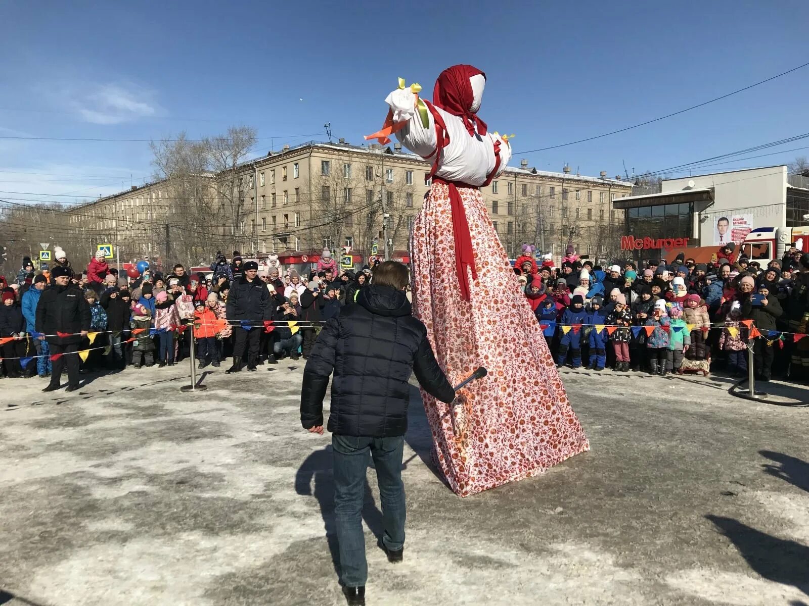 Какого числа гуляние масленицы. Красносельский район гулянья Масленица. Масленица в Шадринске 2023. Масленица 2022 Чебаркуль. Масленица Дата празднования.