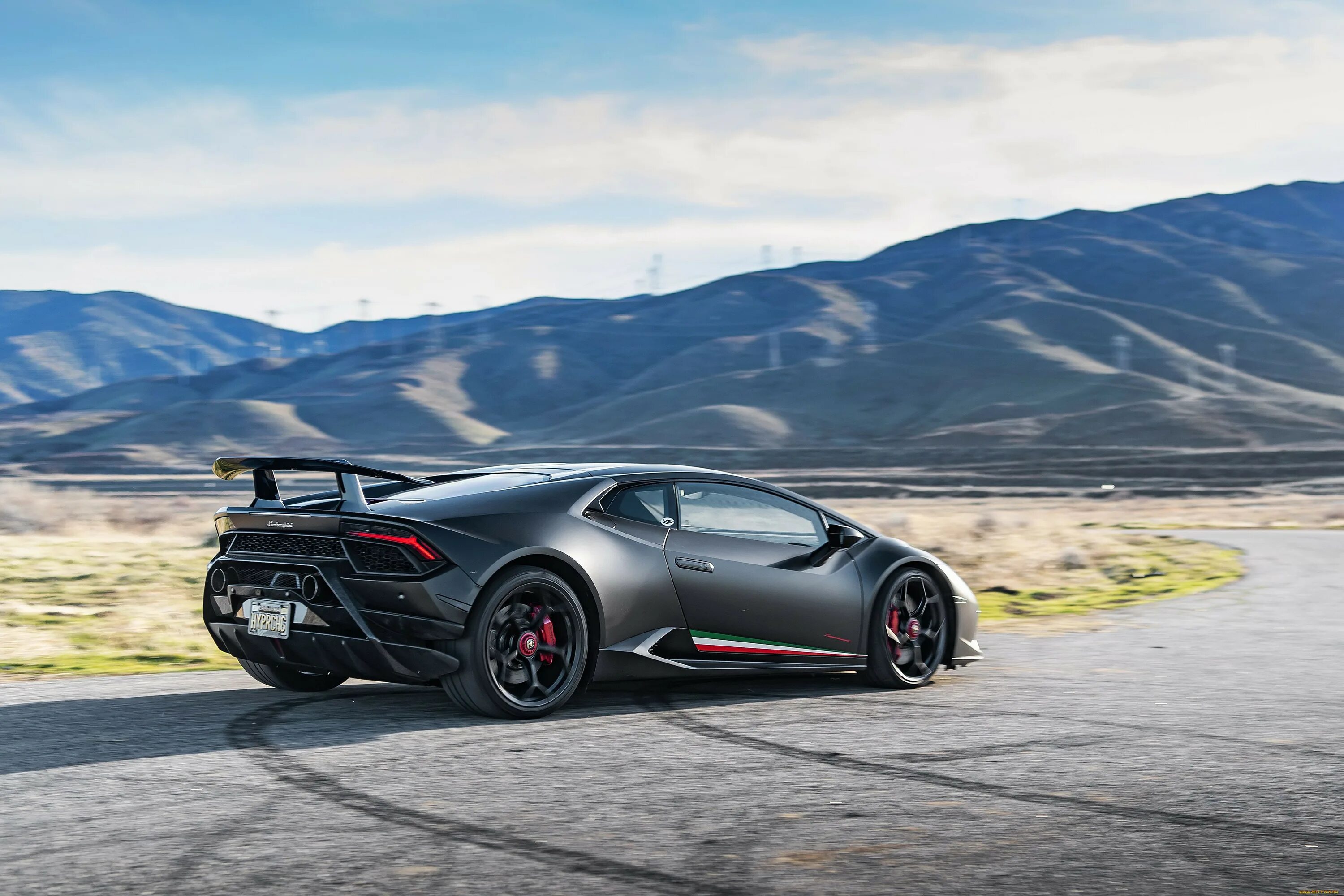 Ламборгини хуракан 100. Ламборджини huracan 2025. ламборгини хуракан сто. ламборгини хуракан 2014.