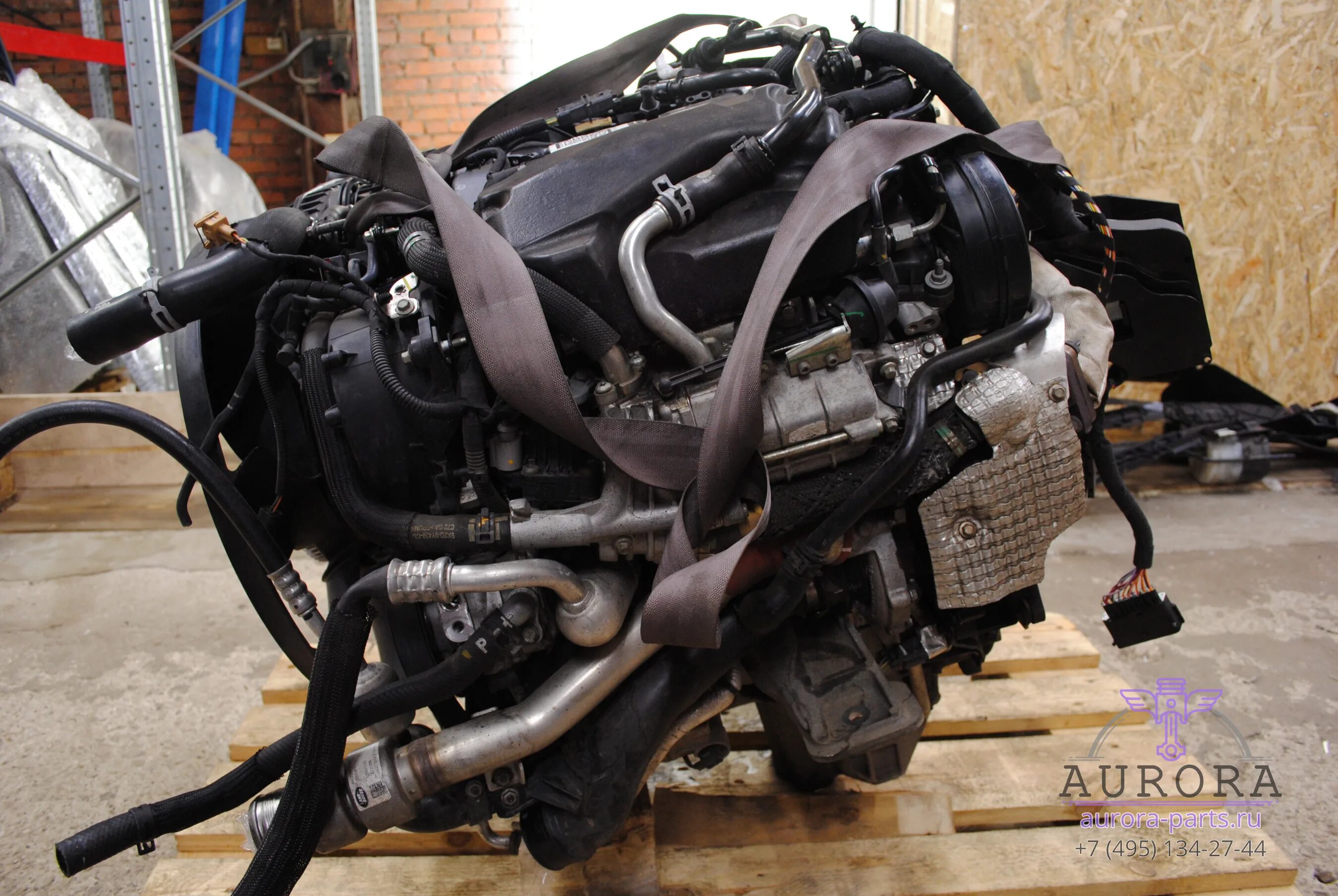 Двигатель Дискавери 4 дизель. Двигатель Дискавери 4 дизель 3.0. Land Rover Discovery 4 3.0 дизель двигатель. Двигатель Лэнд Ровер v6.
