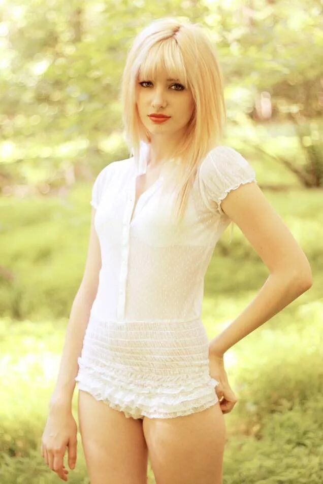 Юные девушки ледибой. Эшли фембой. Фембой Бриттани. Susan Coffey blonde. Сьюзан коффи блондинка