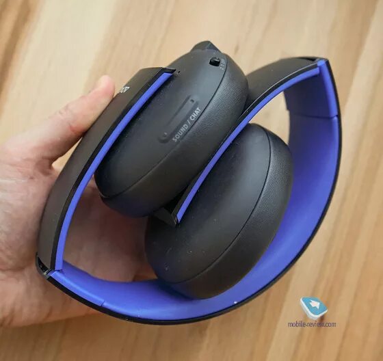 Sony gold wireless stereo headset. Sony gold wireless stereo headset. Sony stereo headset 2. Sony stereo headset 2. Sony stereo headset 2.