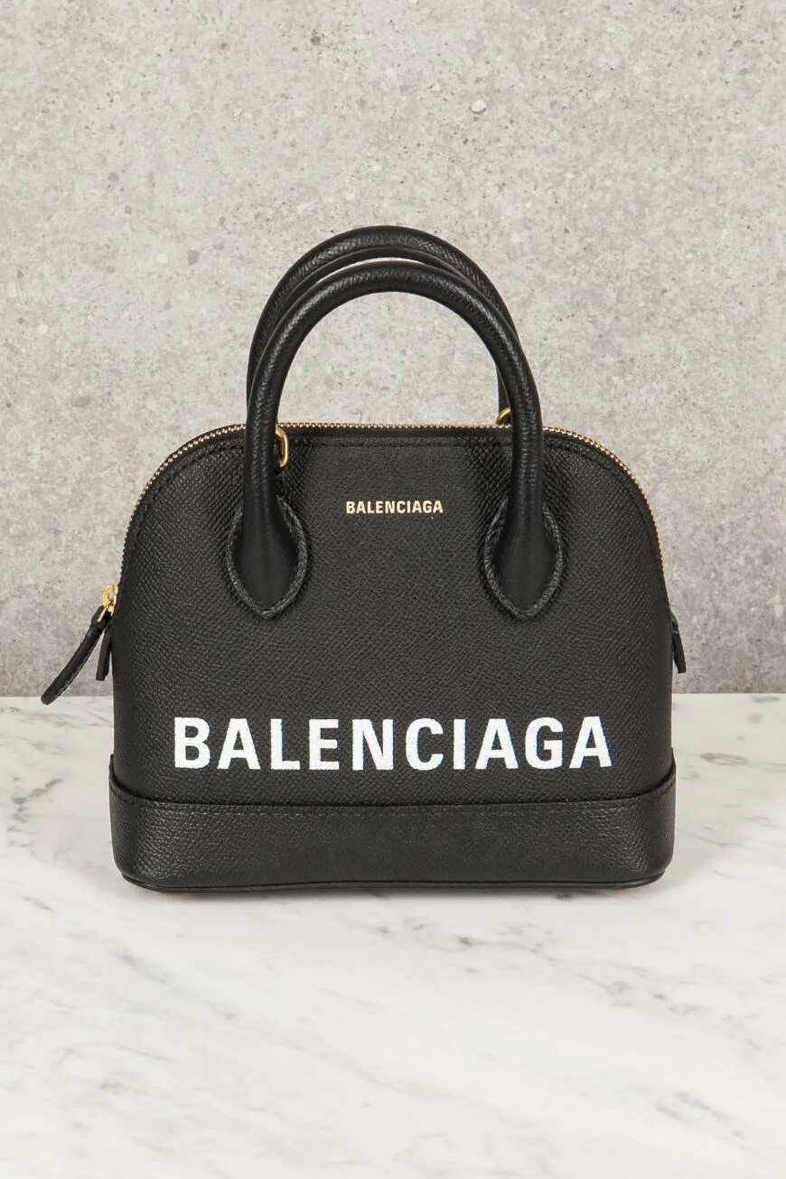 Баленсиага обувь triple. Зипка balenciaga. Balenciaga страна. Balenciaga зеленые. Баленсиага кроссовки 2023.