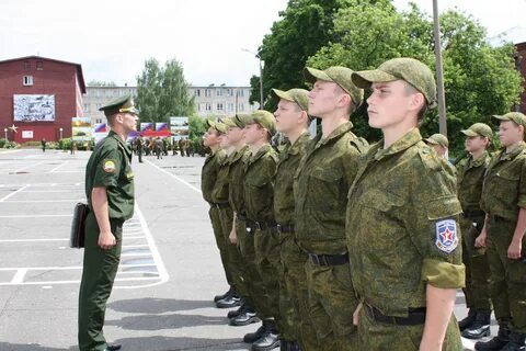 Стойка смирно