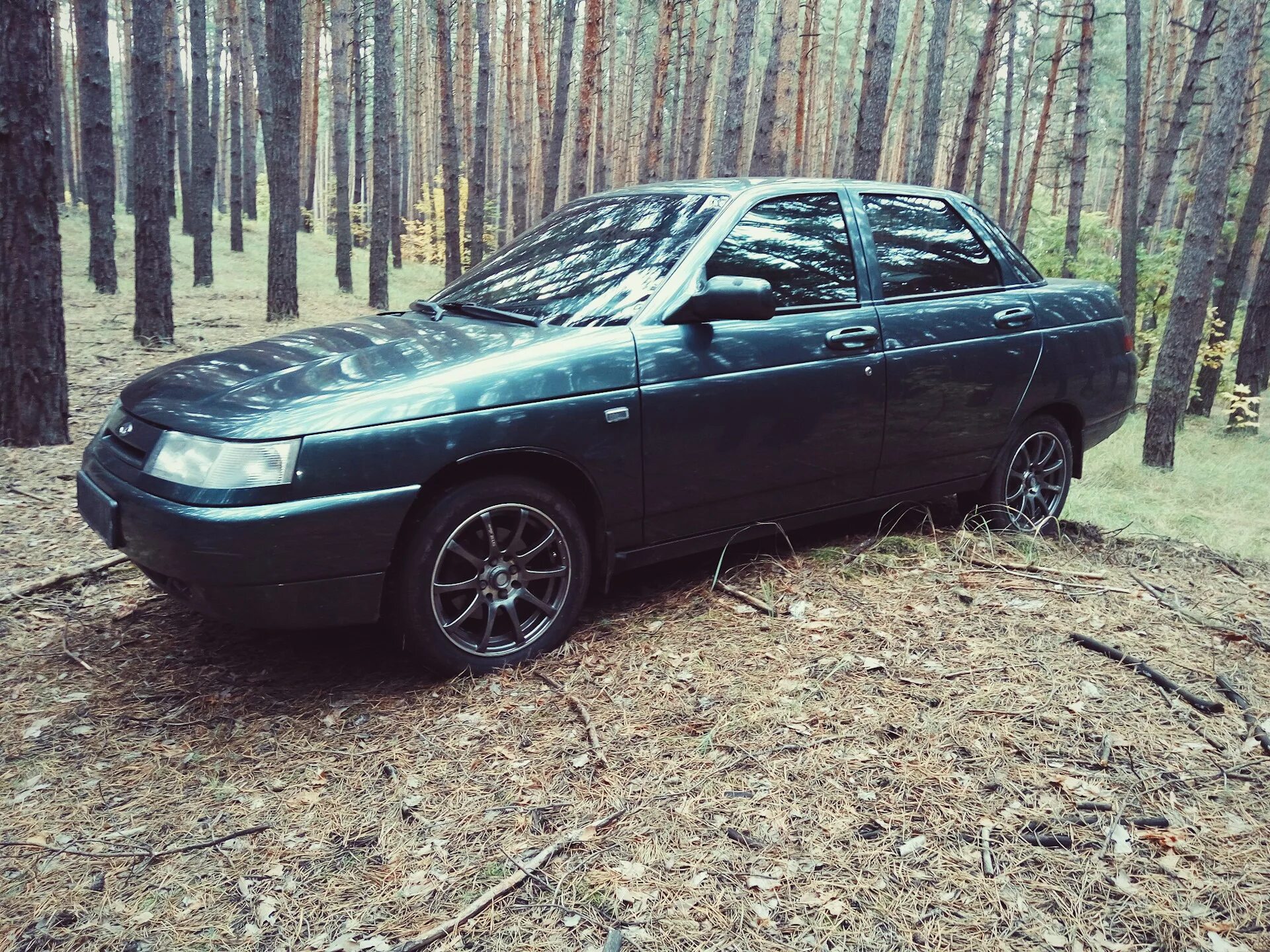 Ваз 2110 на р15. 2110 r15. Колеса р15 ваз 2110. Ваз 2110 скад r14. 2110 r15.