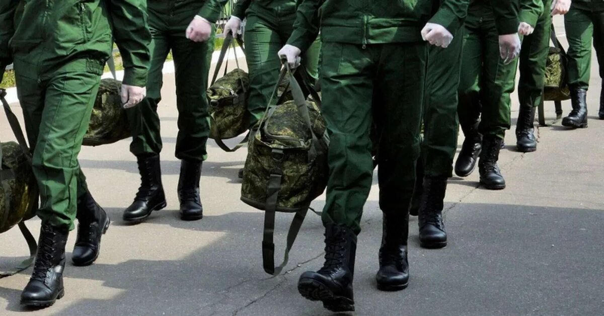 Эшелон с мобилизованными. После боевого слаживания. Частичная демобилизация мобилизованных 2024 год. Женщины военнослужащие. Мобилизация картинки.
