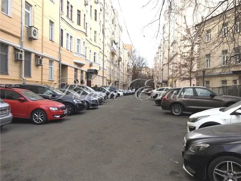 Практика трехпрудный пер 11 13с1. Трехпрудный переулок 11/13 стр 2. трёхпрудный переулок, 11/13с2. трехпрудный 11/13с2. москва трёхпрудный переулок 11/13с2 why not?.