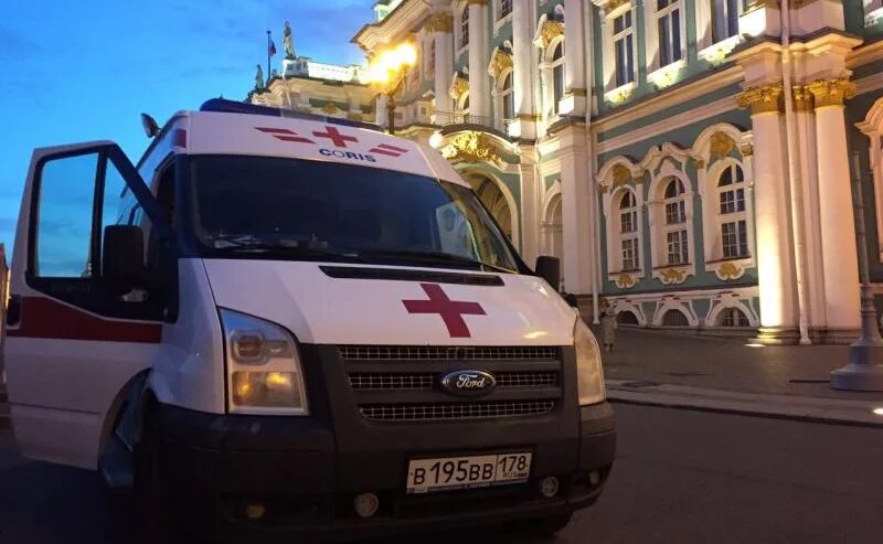 Спас 001 санкт петербург помощь. Скорая санкт петербург. машина скорой в санкт-петербурге. машина скорой помощи в петербурге. машина скорой помощи питер.