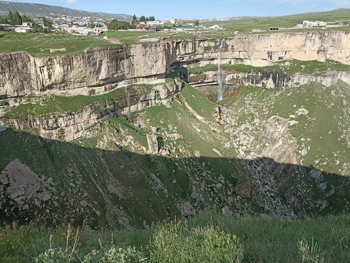 Хунзахское плато Дагестан. Хунзахское плато Дагестан водопад Тобот. Дагестан каньон Хунзах. Хунзах Дагестан Матлас. Мобильных действий хунзах