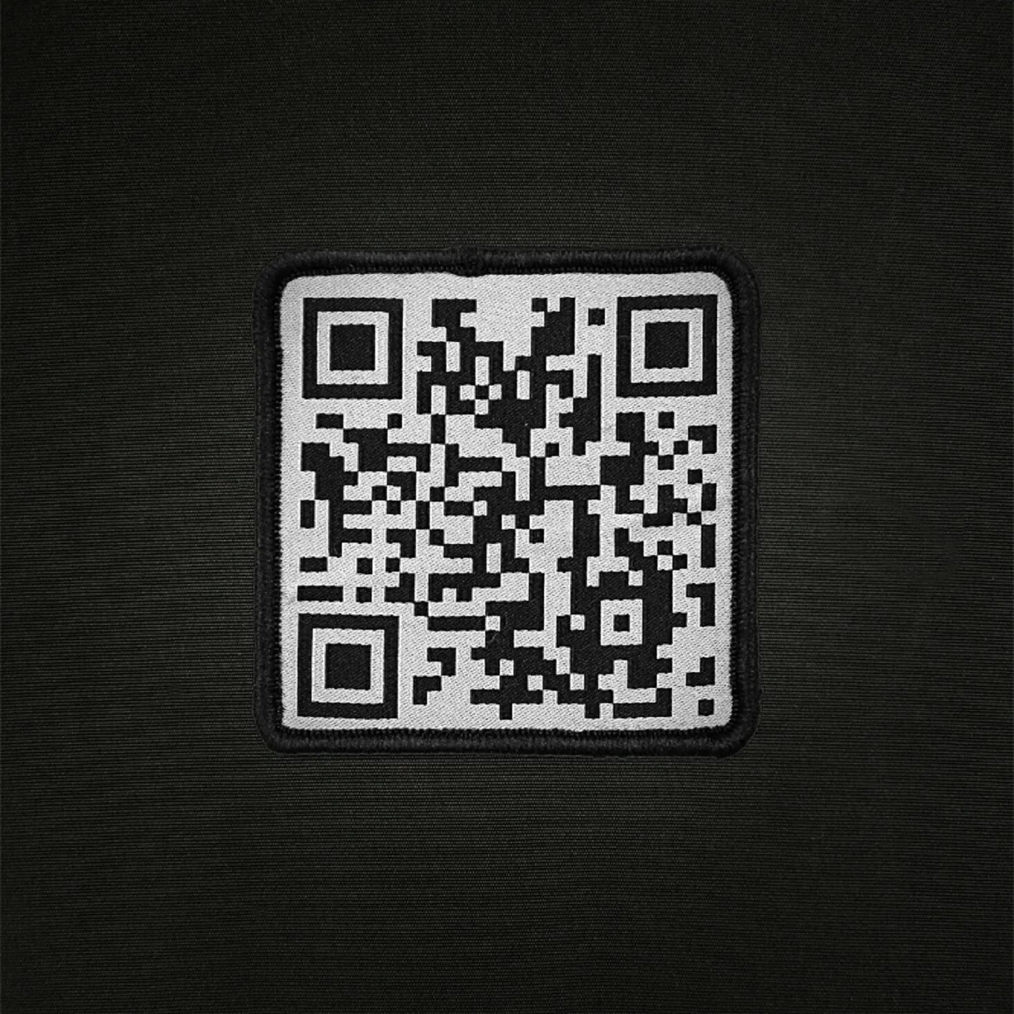 Виртуальный qr код. QR код. Код QR код. Шеврон QR код. QR метка.