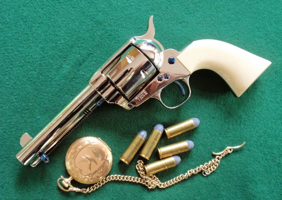 Single action army. Colt single action army. кольт миротворец кастом. кольт 1845. современный кольт миротворец.