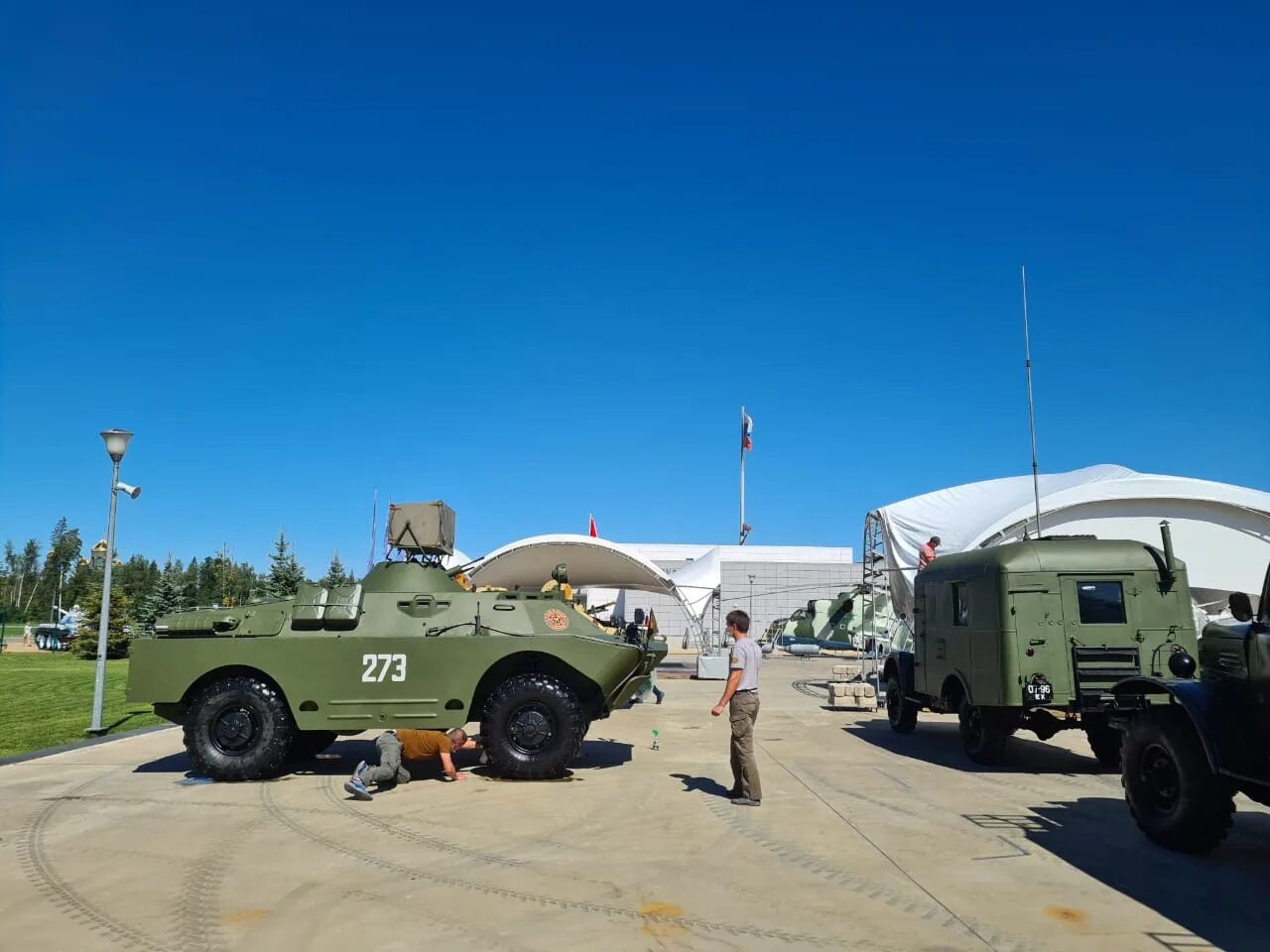 Военно техническое. Форум армия 2020. Выставка военной техники в Москве 2023. Выставка военной техники во Владикавказе. Военно-техническое общество выставки.