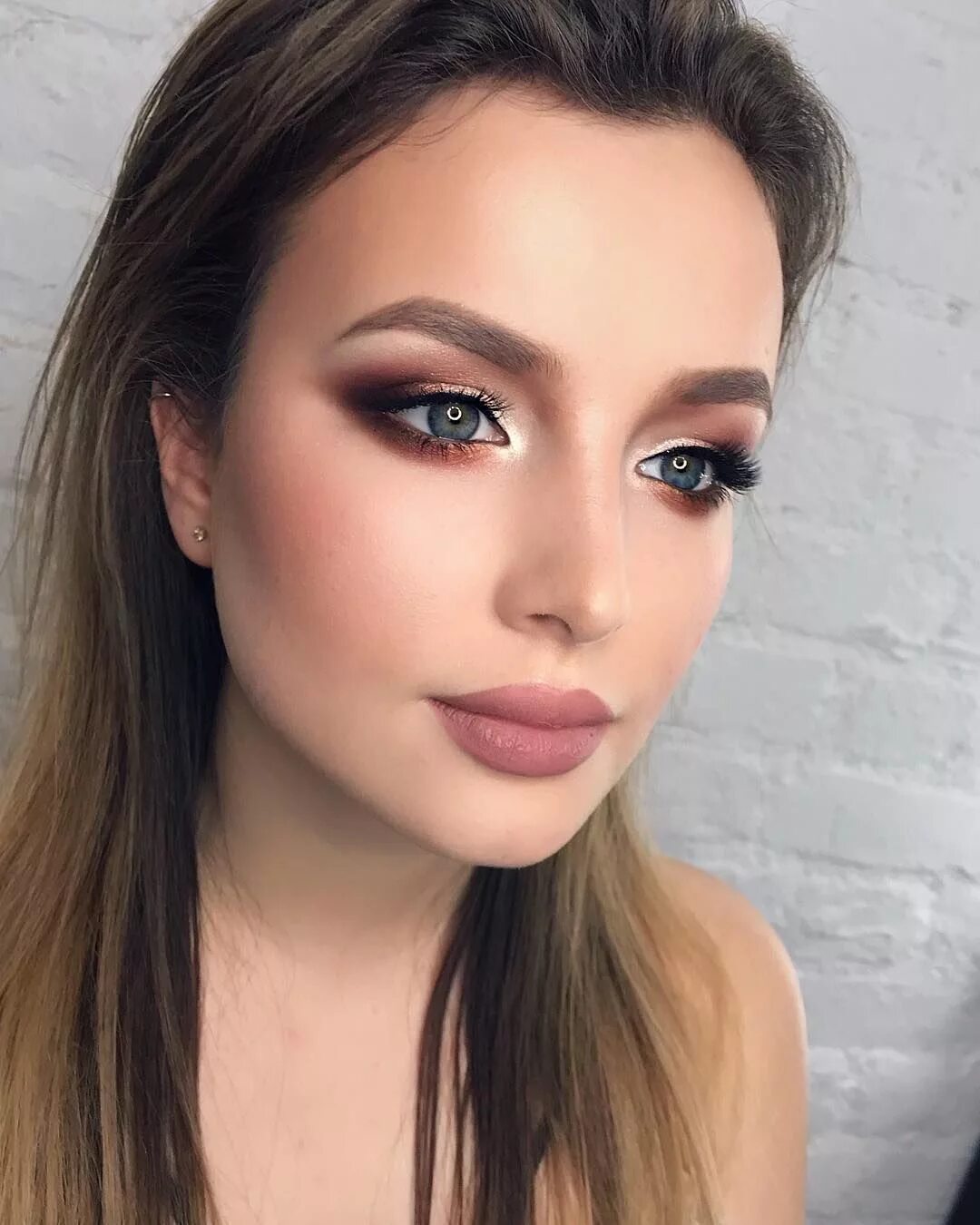 Want to know more about eye makeup tips and tricks #eyemakeupgoals Wedding eye m