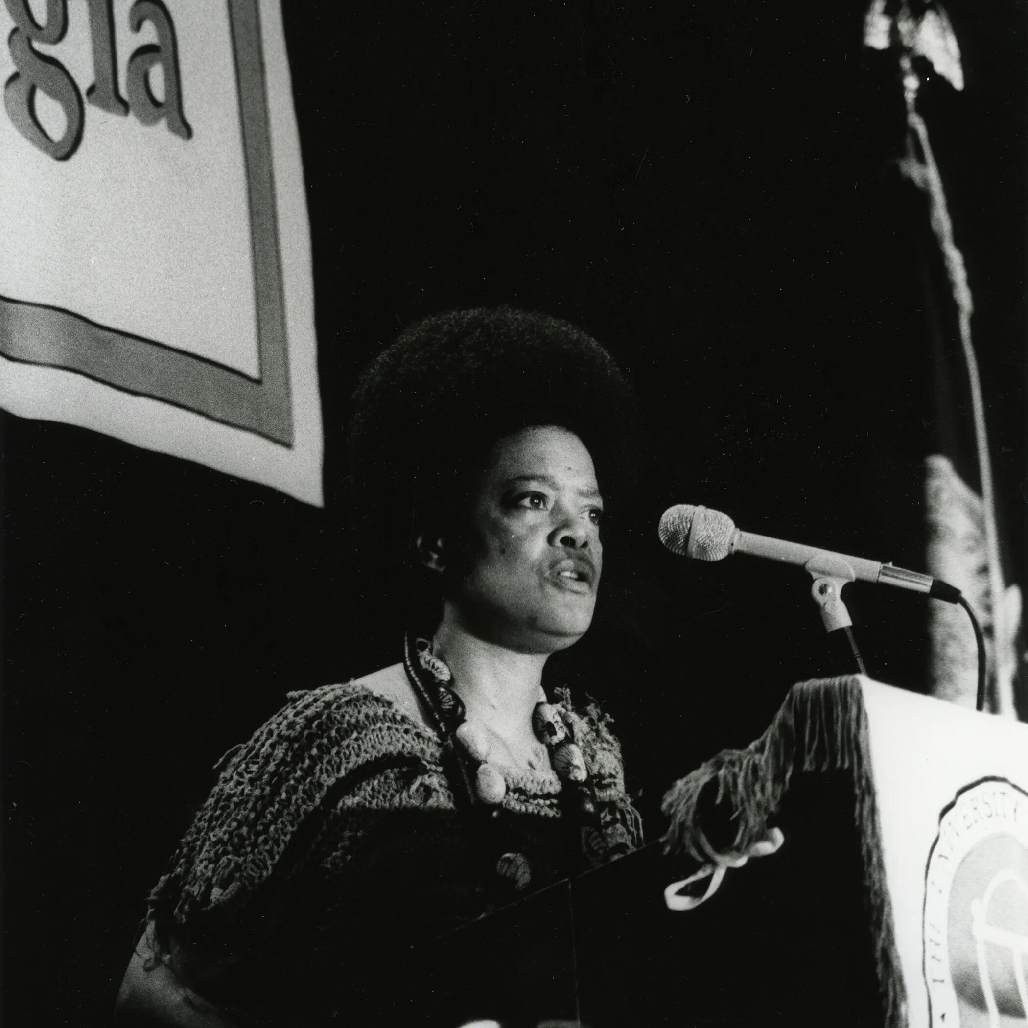 Write hall. Toni Cade Bambara. Тони бамбара.