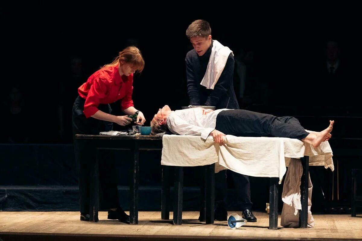 Сайт театра молодой человек. Бешеные деньги тюз. Сайт театра молодой человек. Театр молодой человек ижевск фото. Сайт театра молодой человек.