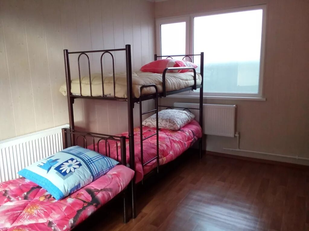 снять жилье для рабочих. снять жилье для рабочих. сдается комната для рабочих. квартиры в станице троицкой крымского района здаюца. тульская апартаменты лофт.