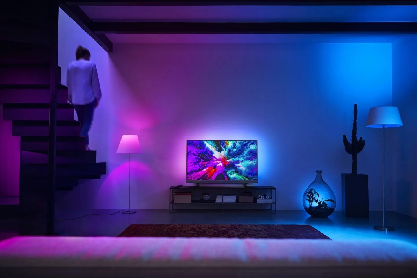 Телевизор Philips Ambilight. Телевизор Philips с подсветкой Ambilight. Филипс эмбилайт 55. Телевизор Филипс с подсветкой эмбилайт.