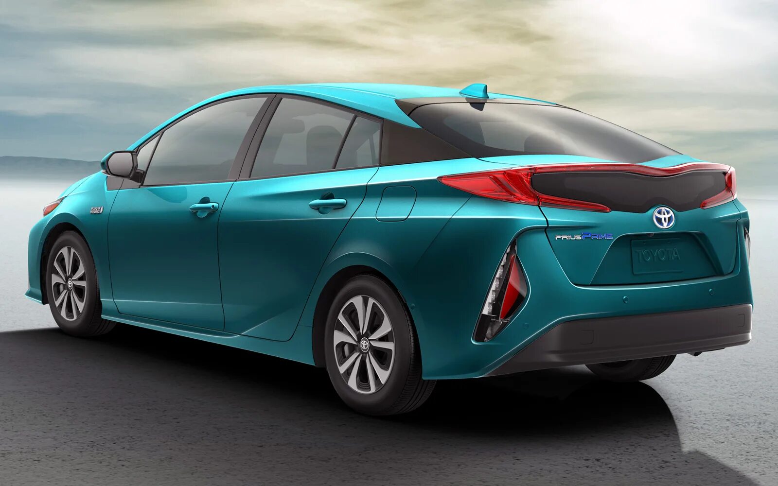 Hybrid 2017. Toyota Prius 2022. Тойота Приус Прайм 2020. Toyota Prius PHV 2022. Тойота Приус гибрид 2020.