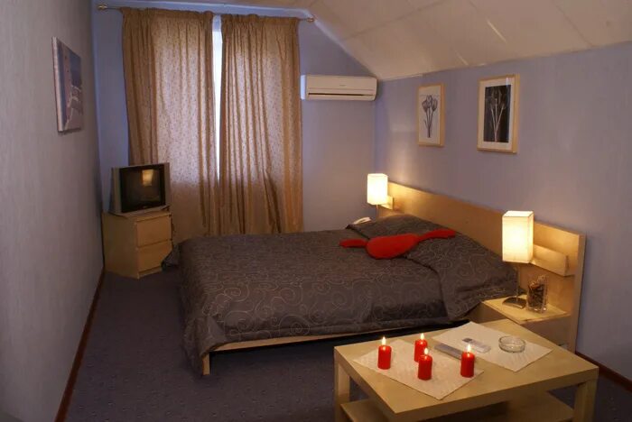 Трехзвездочный отель. Отель niwa. Отель два кресла. Зазеркалье люберцы улица кирова. Отель на нескольких часов.