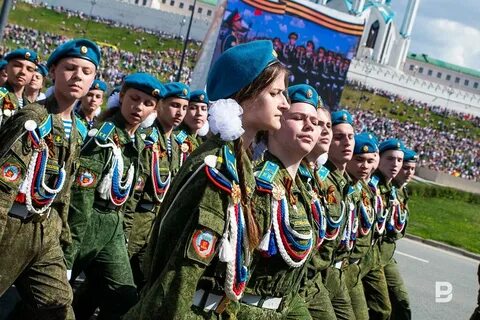 Парад героев
