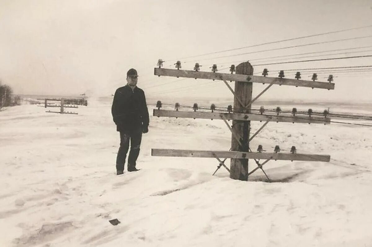 Снежной бури в Северной Дакоте, 1966 год. Северная Дакота 1966. Снежная буря 1972 года в Иране. Великая метель в Северной Дакоте 1966.