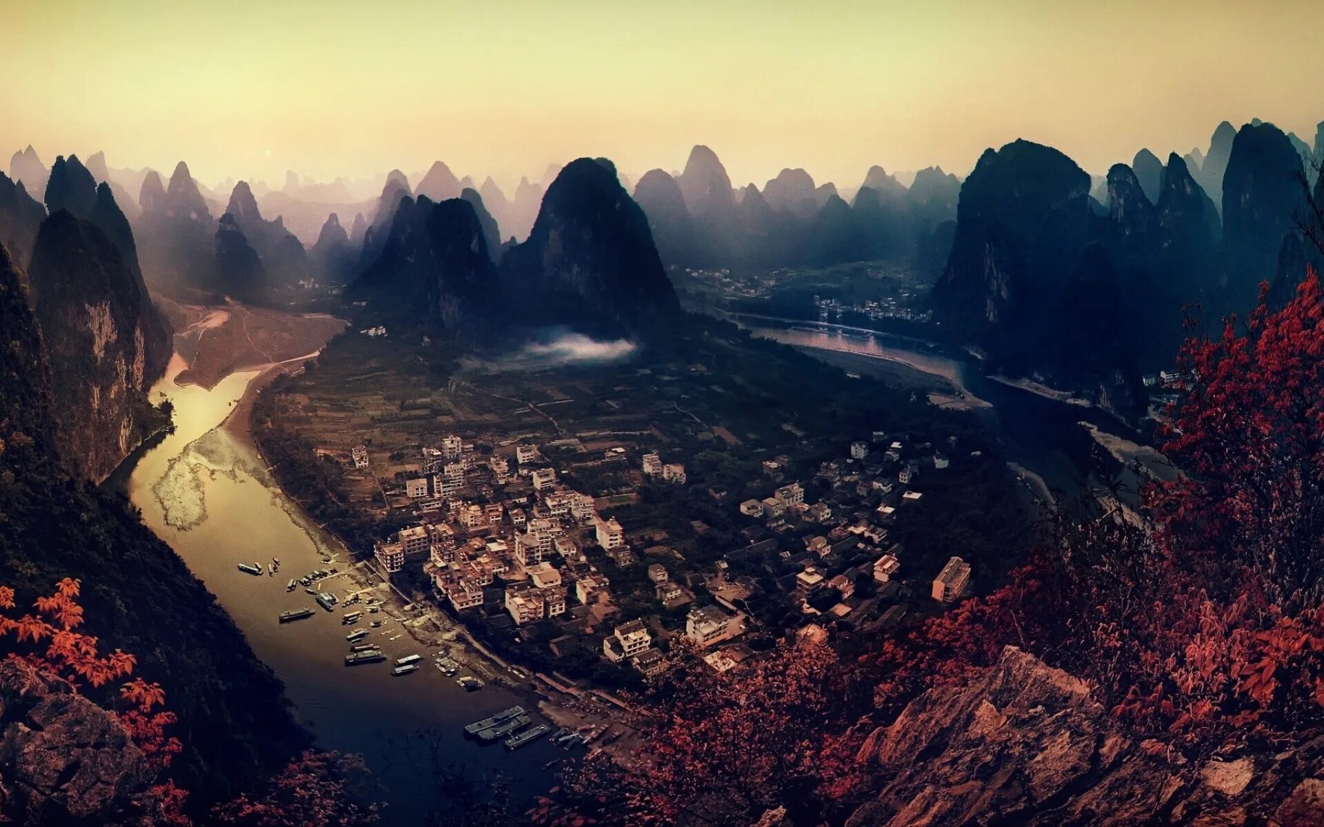 Фьорд милфорд саунд 19 век. Небольшое озеро в горах. Озёра горной шотландии фото. Какая глубина у озера пейто канада. Озеро шеосар.