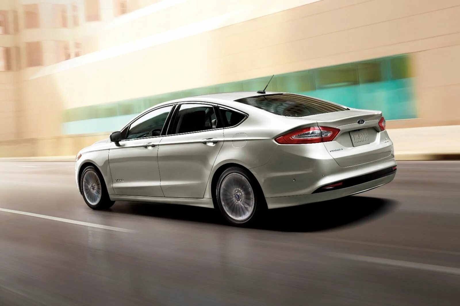 Ford Fusion Hybrid 2016. Ford седан Fusion Hybrid. Форд Фьюжн 2016 гибрид. Форд Фьюжн седан гибрид.