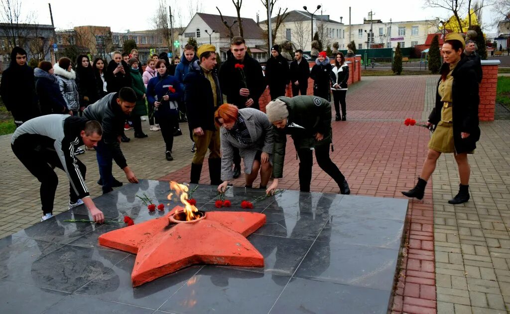 Акция посвященная дню неизвестного солдата
