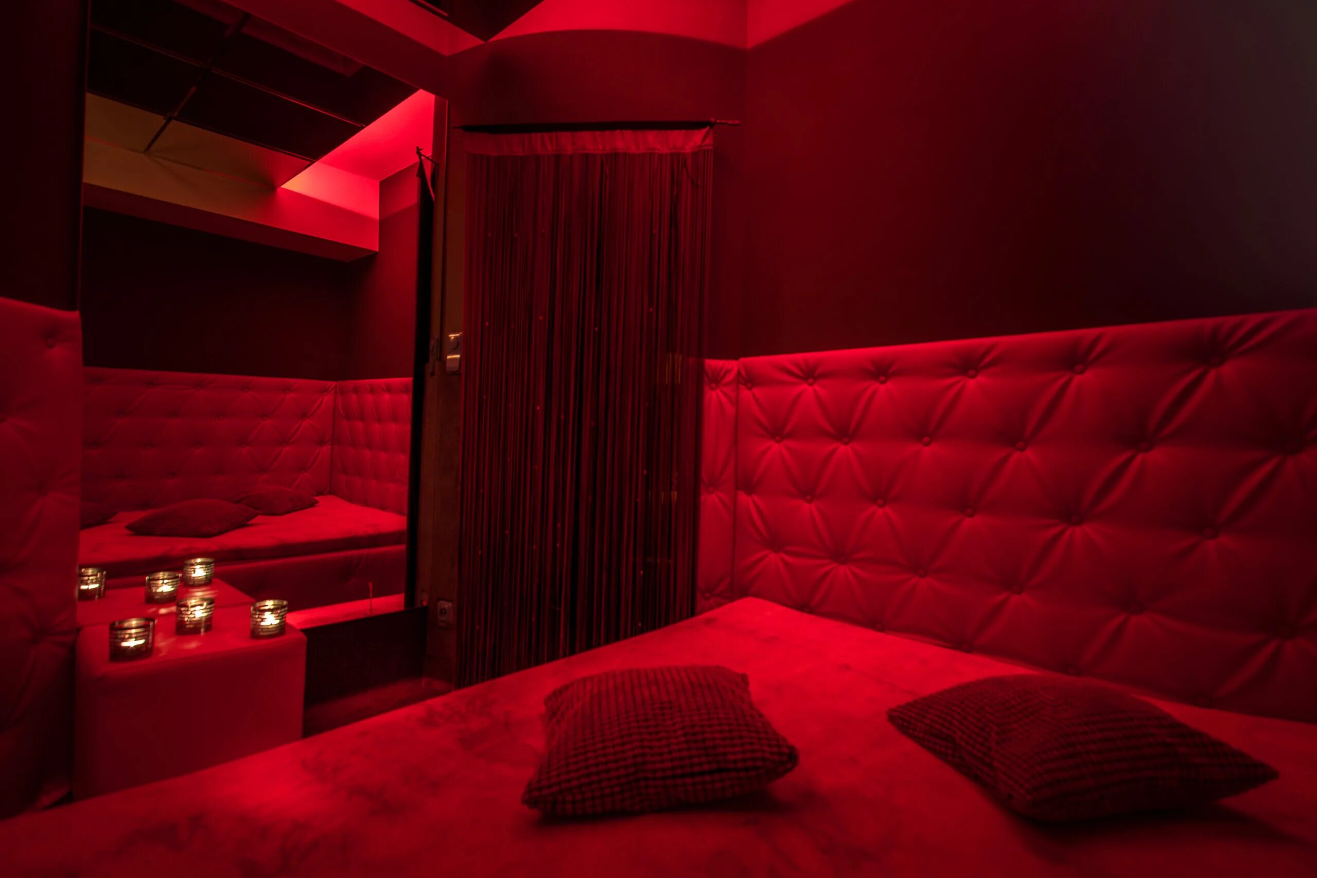 Свинг комнаты. Свинг комната. Свинг комната. Свинг отель в москве. Апартаменты для свинга.