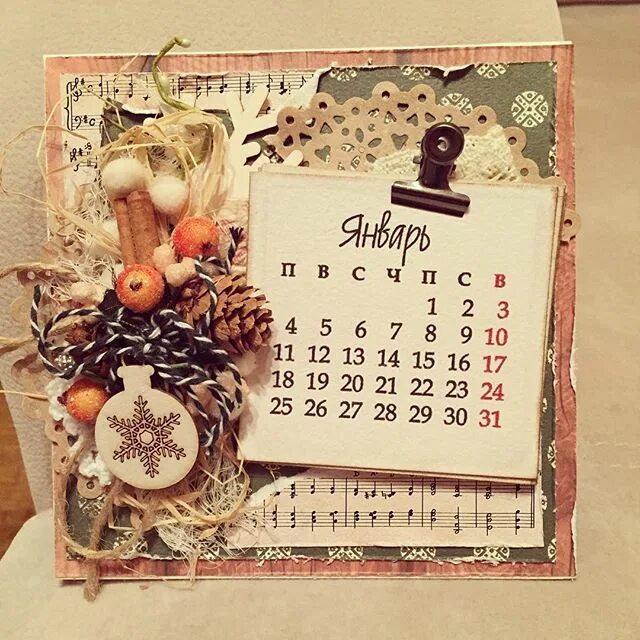 Календарь со сладостями. Календарь скрапбукинг новый год. Много календарей. Календарик скрапбукинг. Настенный календарь скрапбукинг.