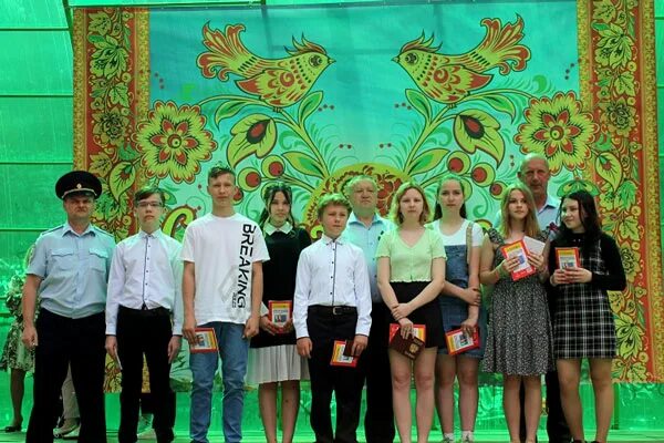 Жуковка 9 мая. 12 июня жуковка брянская. подслушано жуковка.