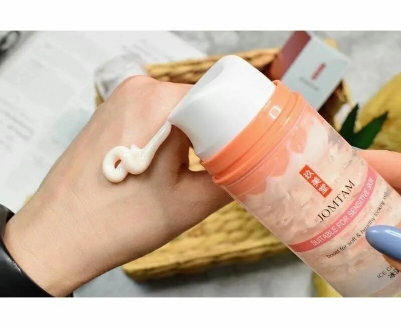 Jomtam nicotinamide retinol elastic mask способ применения. Jomtam увлажняющая маска для лица. ice крем для лица. jomtam hydration gel mask 115гр. ночная маска для лица jomtam.