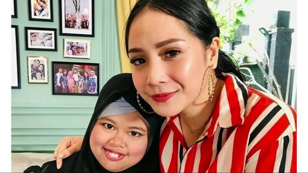 Модель siva. Bokep gita amelia. Artis siva aprilia bugil. Amelians 97. Amelia dian.