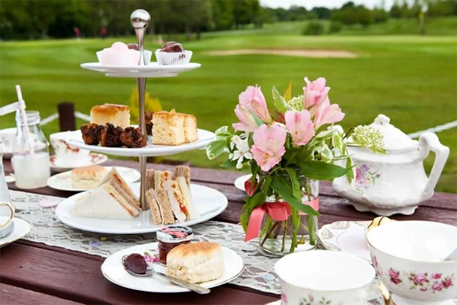 Чайная в англии. Афтернун теа. afternoon tea: традиционное английское чаепитие. high tea в англии. чайная церемония в англии.