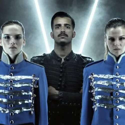 Группа kadebostany. Kadebostany snow. Avenger castle in the snow. Кадебостани castle in the snow. Castle in the snow kadebostany обложка.